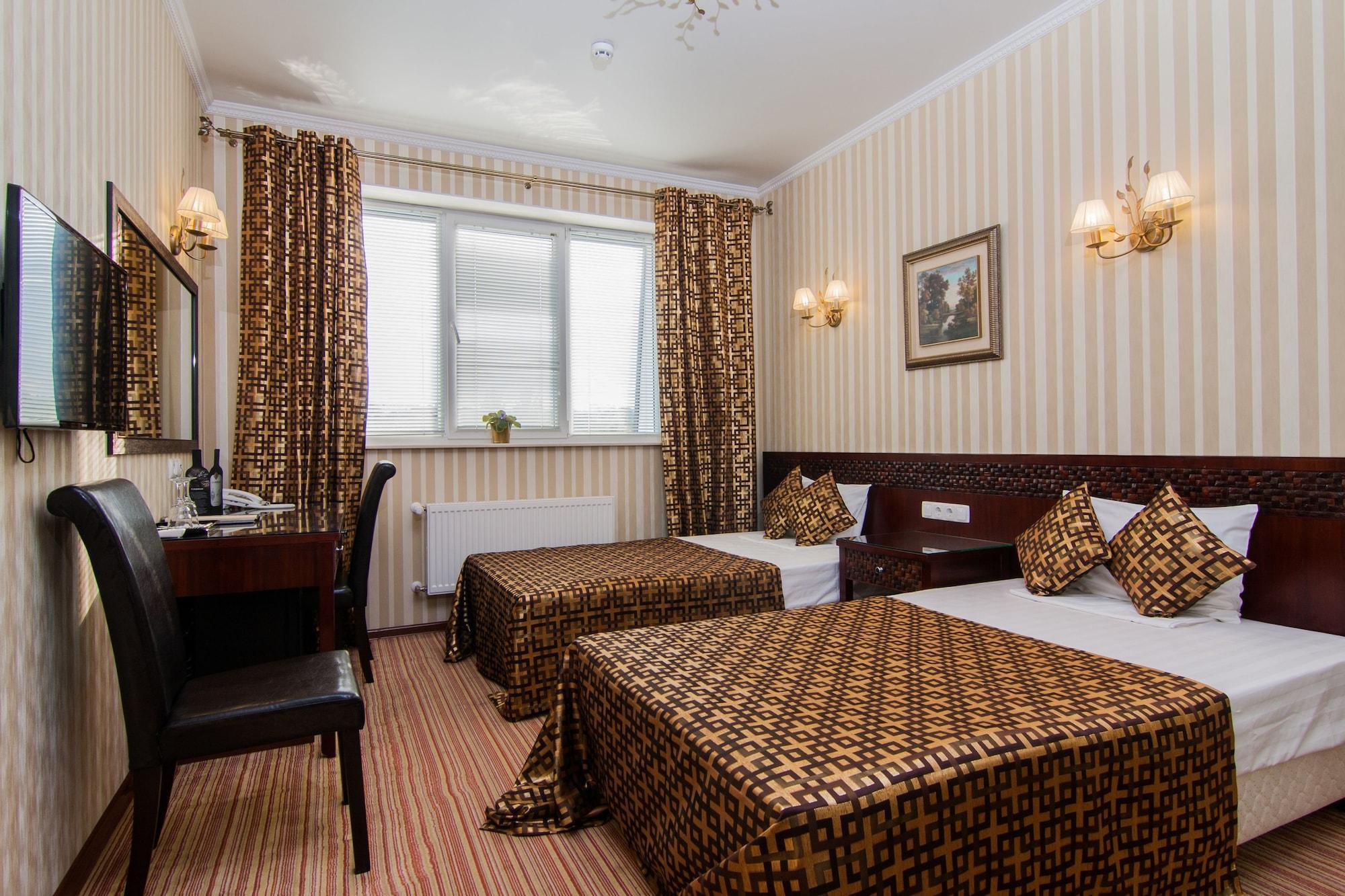 Klassik Hotel Chisinau Exterior foto