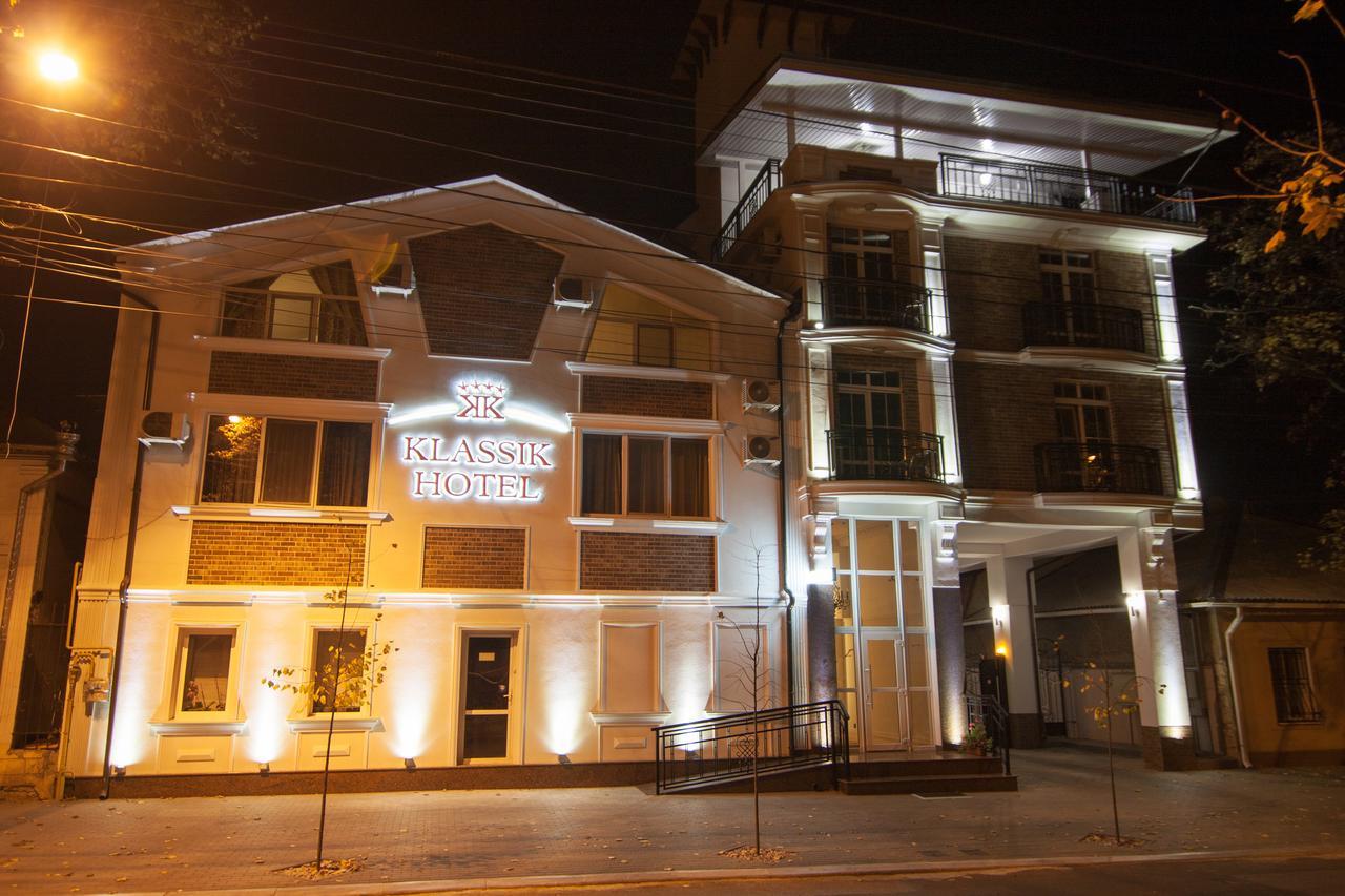 Klassik Hotel Chisinau Exterior foto